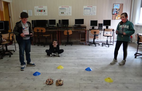 lofirobotczujniki202234r4