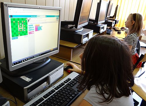 pixelart2018yhyhyhyt3325a