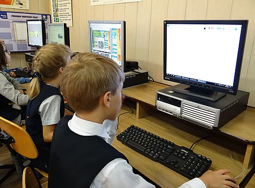 pixelartdominika2018yhyr5t53