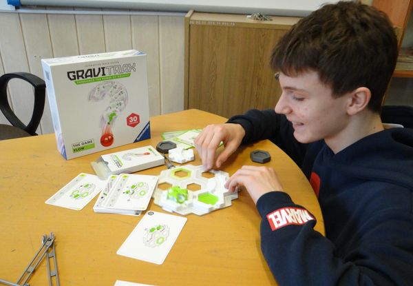 reakcjalancuchowa202345