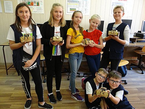 robotlofi2018skrect23